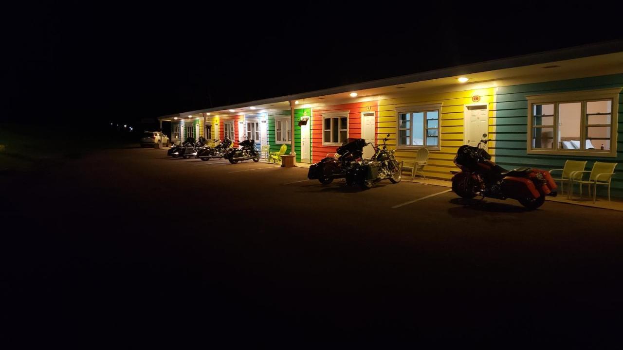 Cornerstone Motel Cheticamp Ngoại thất bức ảnh